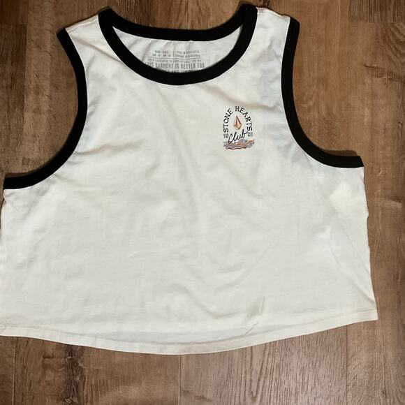 NWT Stone Heart Cream With Black Trim-Size XL - Picture 1 of 11